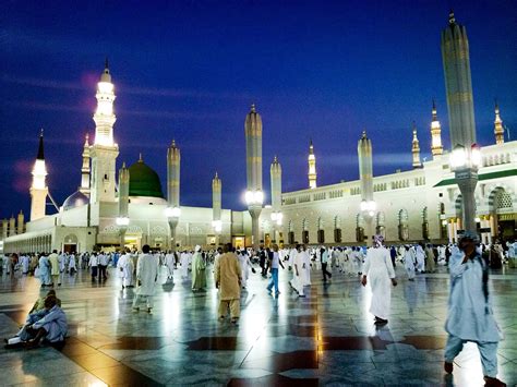 Muhammad and the establishment of Islam .